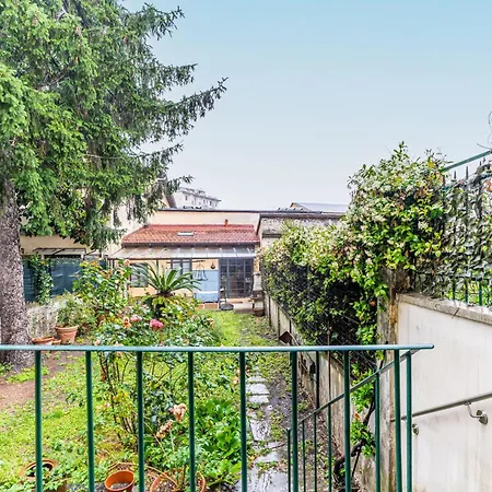Bright With Private Garden And Balcony * פירנצה
